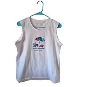 Life is Good Womens Crusher Tank  Beach chair and Umbrella Size Large White
